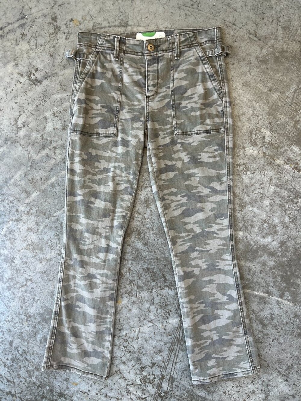 Anthropologie Camo Utility Cropped Pants Adjustable Waist Side Buckle 26